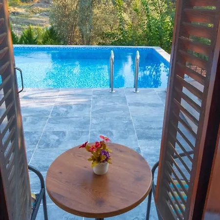 Rose Garden With Private Pool And Jacuzzi * Fethiye