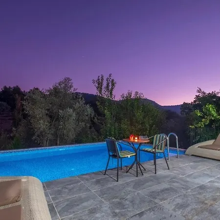 Rose Garden With Private Pool And Jacuzzi * Fethiye