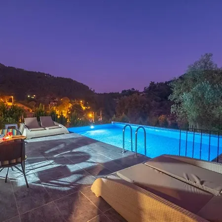 Rose Garden With Private Pool And Jacuzzi Villa *